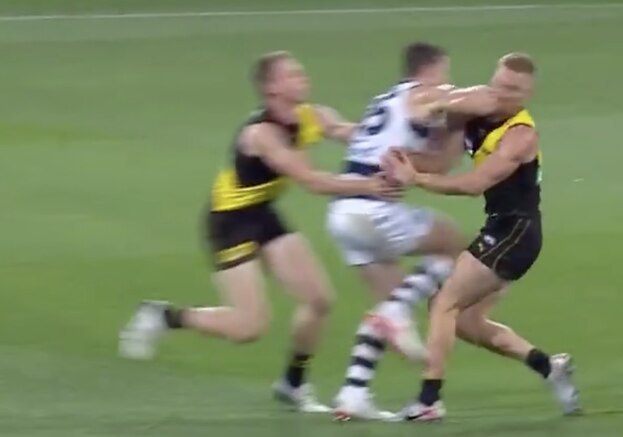 Patrick Dangerfield KO'd Nick Vlastuin with his elbow.