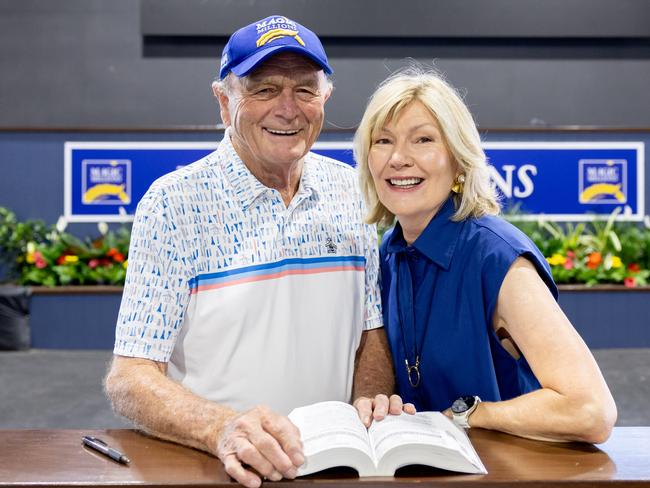 FOR SUNDAY PAPERS ONLY DO NOT USE - HIGH STAKES MAGIC MILLIONS -  High Steaks: Greg Stolz talks to Gerry Harvey and Katie Page over a wagyu steak. Picture by Luke Marsden.