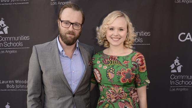 Alison Pill and Joshua Leonard have married in Los Angeles.