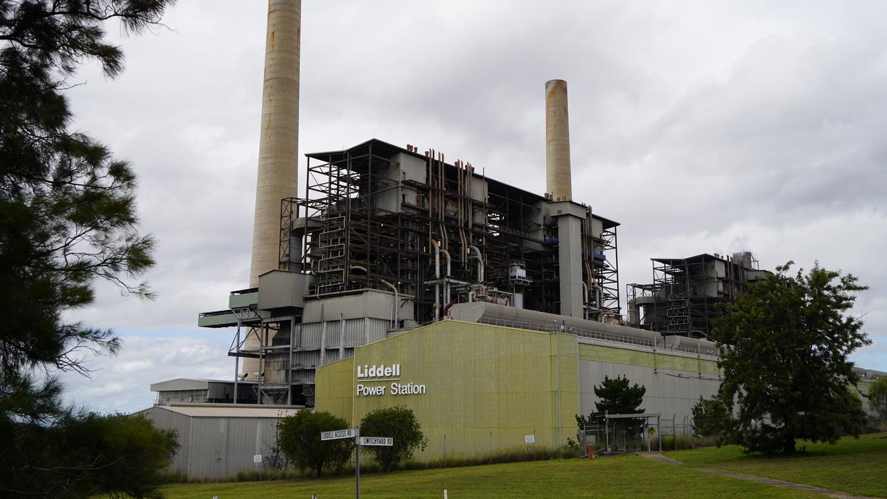 Renewables projects AGL s Liddell battery green light Central