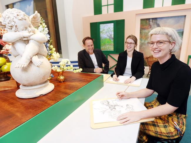 Artists Henry van Noordenburg, Shannon Johnson and Hannah Grzesiak life drawing at European Masterpieces at GoMA. Pics Tara Croser.