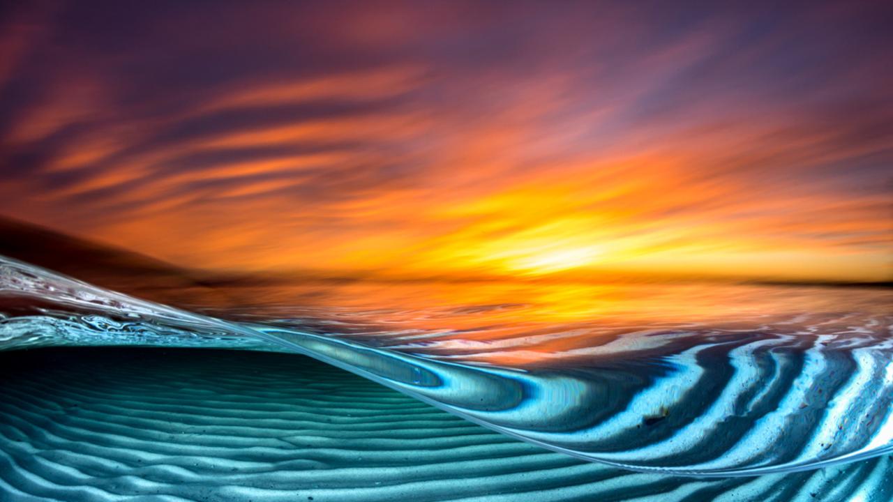 TWO WORLDS COLLIDE Jordan Robins, New South Wales Hyams Beach, New South Wales