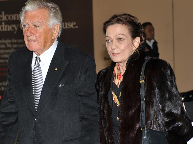 The late Bob Hawke with his daughter Rosslyn Dillon in 2013. Picture: AAP