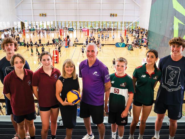 Gold Coast Deputy Mayor Donna Gates with Volleyball Australia Director of Sport, Delivery and Growth Phil Muller and school kids at the Australian Volleyball Schools Cup. Photo: Rogue Gun Photography