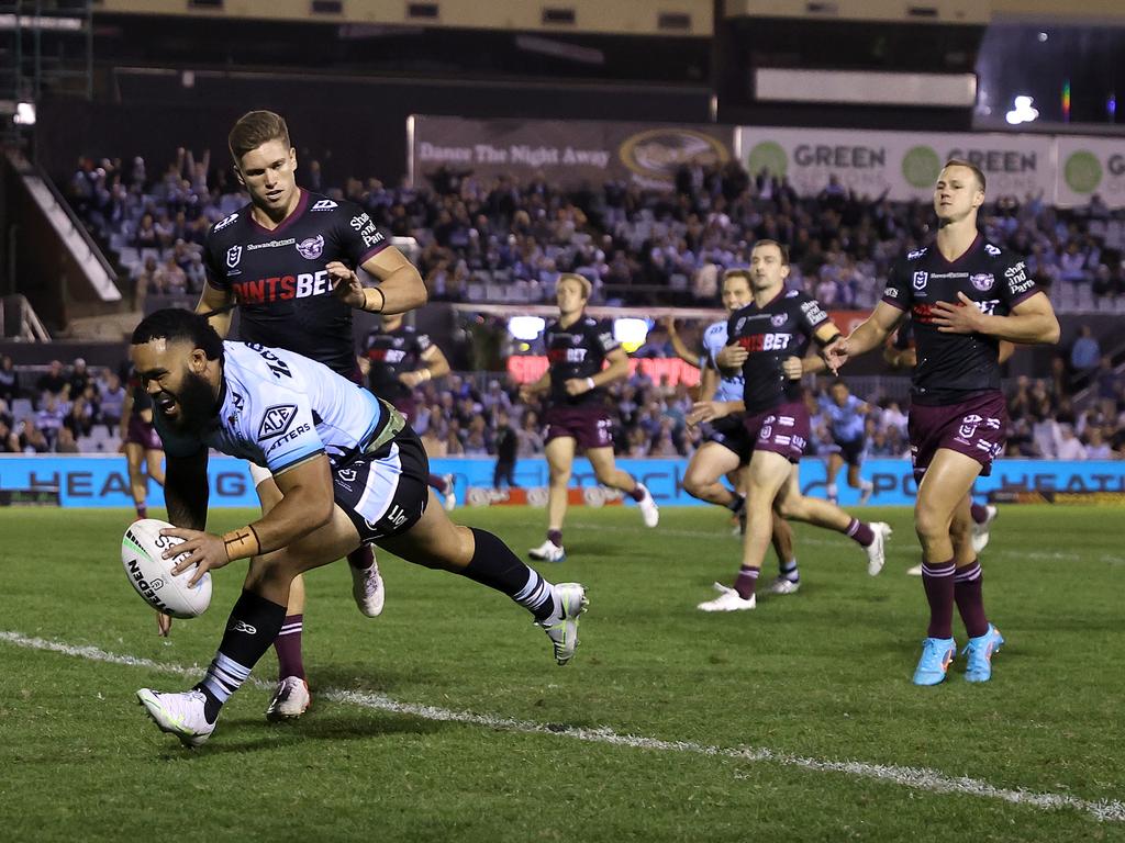 Tolutau Koula of the Manly Sea Eagles scoring a try during the round  News Photo - Getty Images