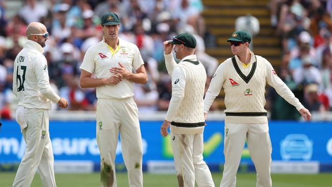 Who is in charge here? (Photo by Ryan Pierse/Getty Images)