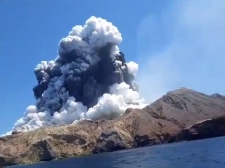 White Island eruption in New Zealand. Picture: @MundoEConflicto, Twitter