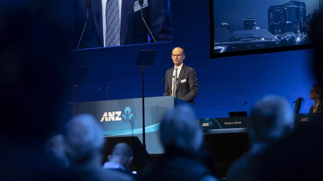 In a recent note on ANZ, broker Morgans had estimated the bank would pay an 8 per cent yield (after franking) this year. Picture: Arsineh Houspian.