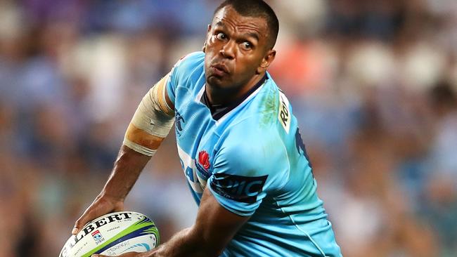 SYDNEY, NEW SOUTH WALES - FEBRUARY 24:  Kurtley Beale of the Waratahs shapes to pass during the round two Super Rugby match between the Waratahs and the Stormers at Allianz Stadium on February 24, 2018 in Sydney, Australia.  (Photo by Mark Kolbe/Getty Images)