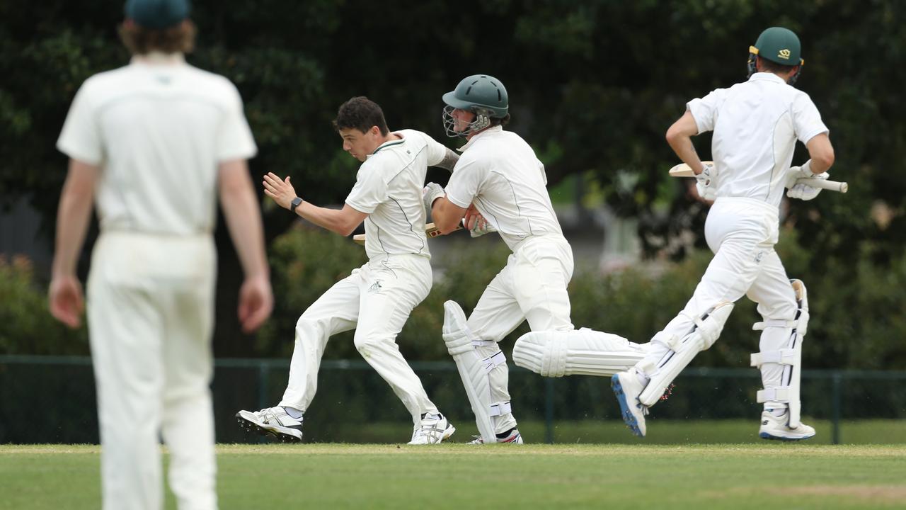 VSDCA - Look out ... a collision between the Bayswater bowler and Box Hill batsman. Picture: Stuart Milligan