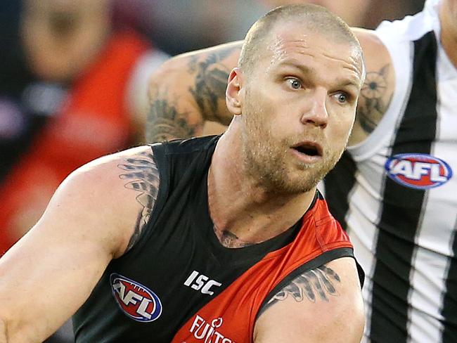 AFL Round 16. 08/07/2018. Essendon v Collingwood at the MCG.  Essendon's Jake Stringer gives by hand 3rd qtr    . Pic: Michael Klein