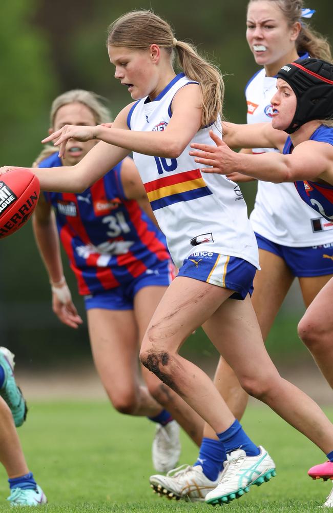 Jordyn Allen of the Ranges in action during the 2024 Coates Talent League Girls Round 03 match between the Oakleigh Chargers and Eastern Ranges at Warrawee Park on April 21, 2024 in Melbourne, Australia. (Photo by Rob Lawson/AFL Photos)