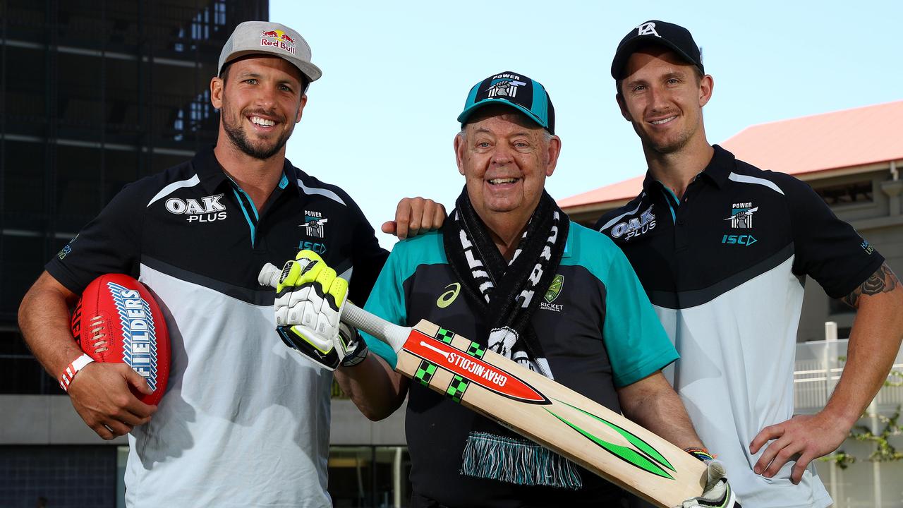 25/1/18 - Australian cricket training at Adelaide Oval. Port Adelaide players Travis Boak and Hamish Hartlett with cricket icon Barry 'Nugget' ReesPicture Simon Cross