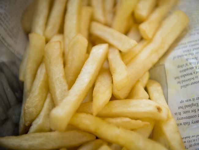 Tannum Beach Fish and Chips - Hot Chip Quest.Photo Paul Braven / The Observer