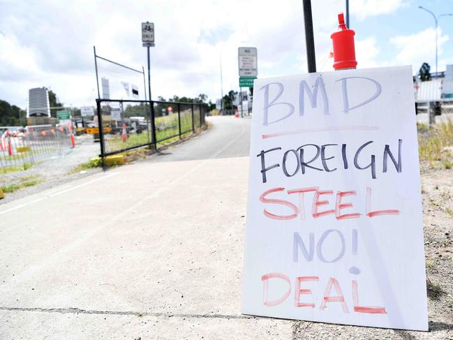 CFMEU protesting Foreign steel in the construction upgrade of the Centenary Bridge, Jindalee. Picture: Patrick Woods.