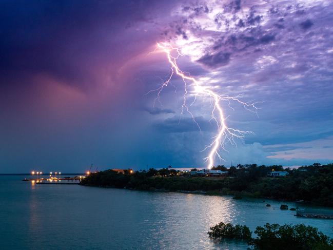 A slow moving lightning storm passes over Larrakeyah Barracks, Darwin.Picture: Che Chorley