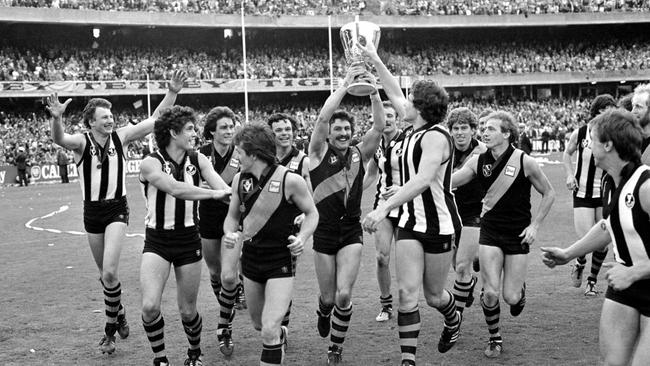 Richmond players with the premiership cup after the 1980 Grand Final.