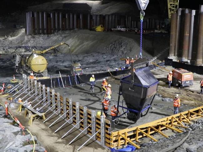 Night-time concrete pours start at Rookwood Weir