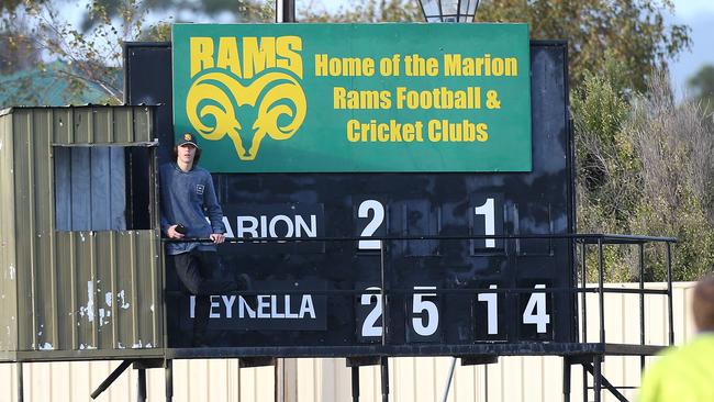 The scoreboard close to the three-quarter time siren of a match between Marion and Reynella earlier this year. Picture: Stephen Laffer