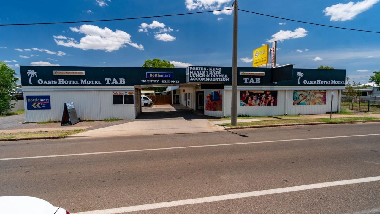 The Oasis Hotel in Cloncurry.