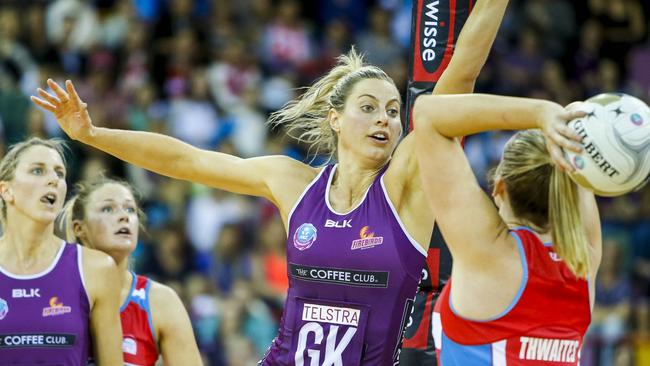 Laura Geitz of the Firebirds in action during the grand final match of the ANZ Championship between the Queensland Firebirds and the NSW Swifts at the Brisbane Entertainment Centre in Brisbane, Sunday, July 31, 2016. (AAP Image/Glenn Hunt) NO ARCHIVING, EDITORIAL USE ONLY