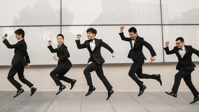 Roosters: Frank Jiang and groomsmen, EVERNEW PHOTOGRAPHY