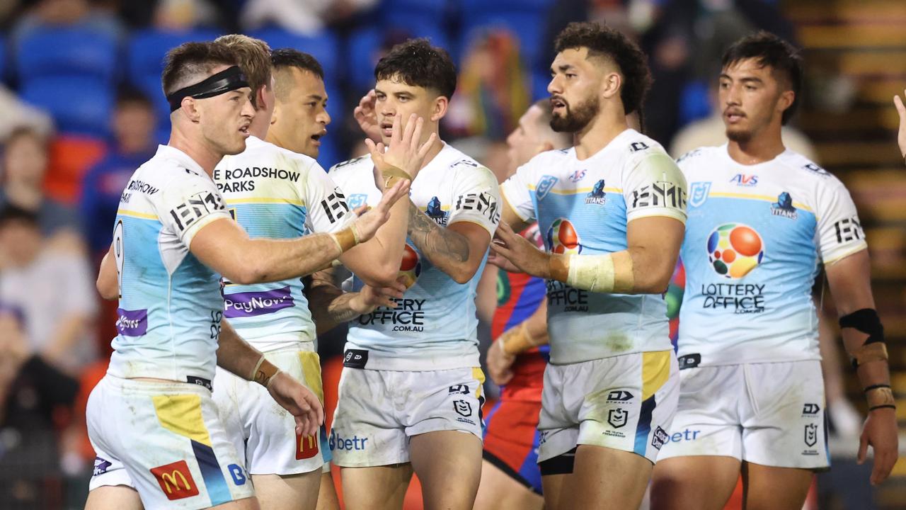 NRL live: Knights imploding as Titans comeback continues