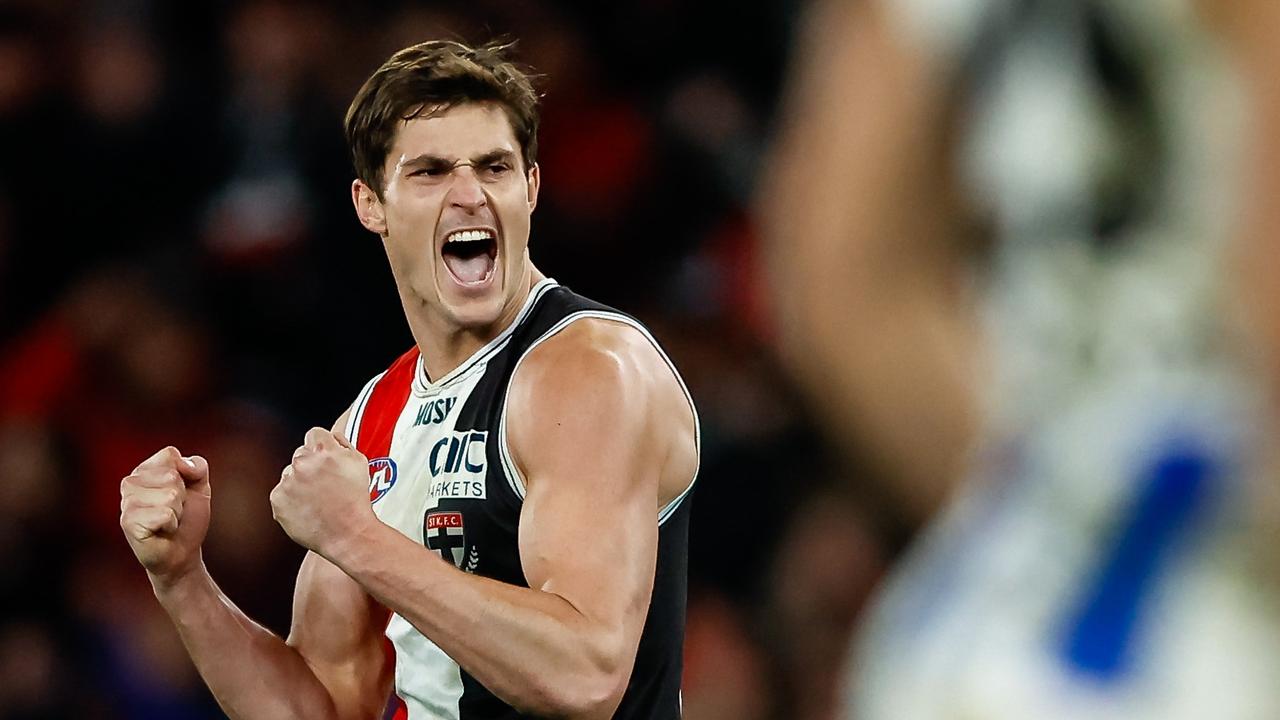 Jack Steele lands a huge final-quarter goal. Picture: Dylan Burns/AFL Photos via Getty Images