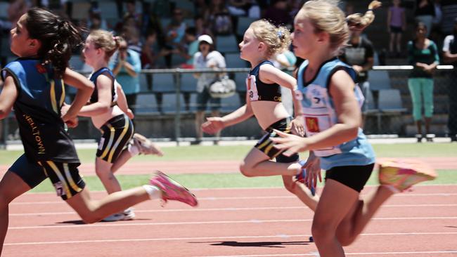 Hundreds of junior athletes converged on Campbelltown Athletics Stadium for the zone carnival. Girls 70m sprint. Liam Kelly.Photographer: Adam Yip