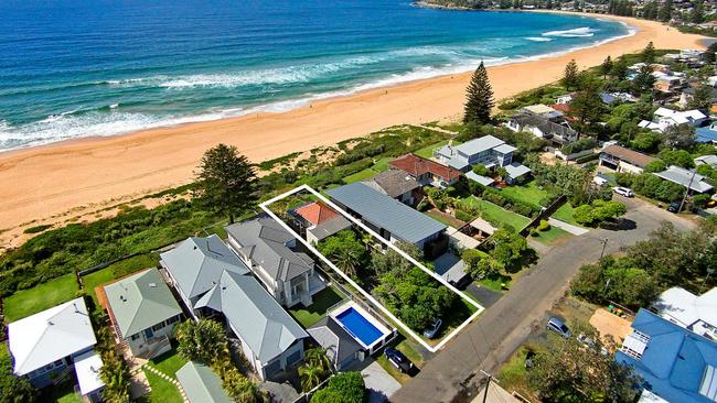 10 North Avoca Pde sits alongside renovated mansions.