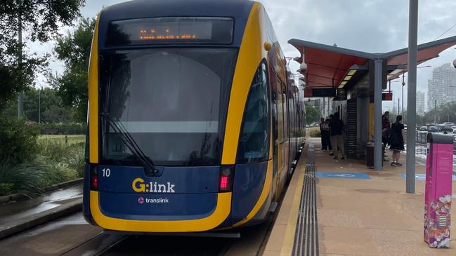 Problems with light rail at Southport. Passengers were asked to board buses.