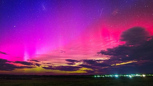 Solar storm auroras light up Australia, Sydney | news.com.au ...