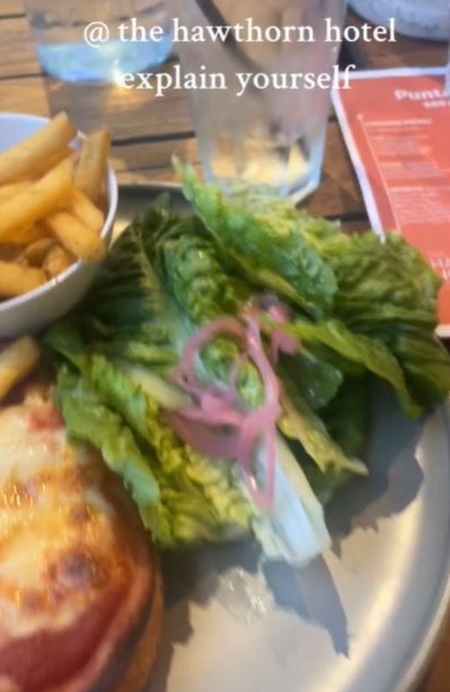 She called the side salad ‘pathetic’. Picture: TikTok@userchloejoyce