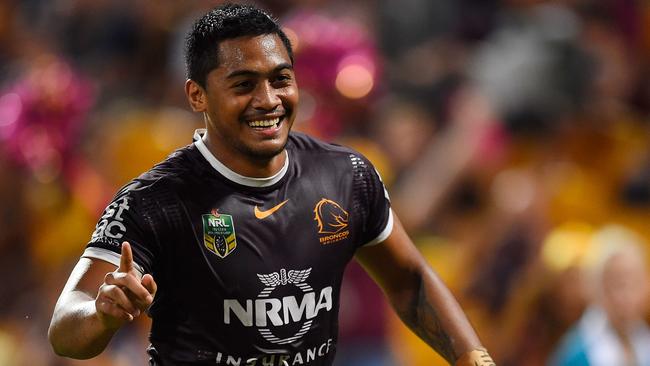 BRISBANE, AUSTRALIA - APRIL 16: Anthony Milford of the Broncos celebrates after scoring a try during the round seven NRL match between the Brisbane Broncos and the Newcastle Knights at Suncorp Stadium on April 16, 2016 in Brisbane, Australia. (Photo by Ian Hitchcock/Getty Images)