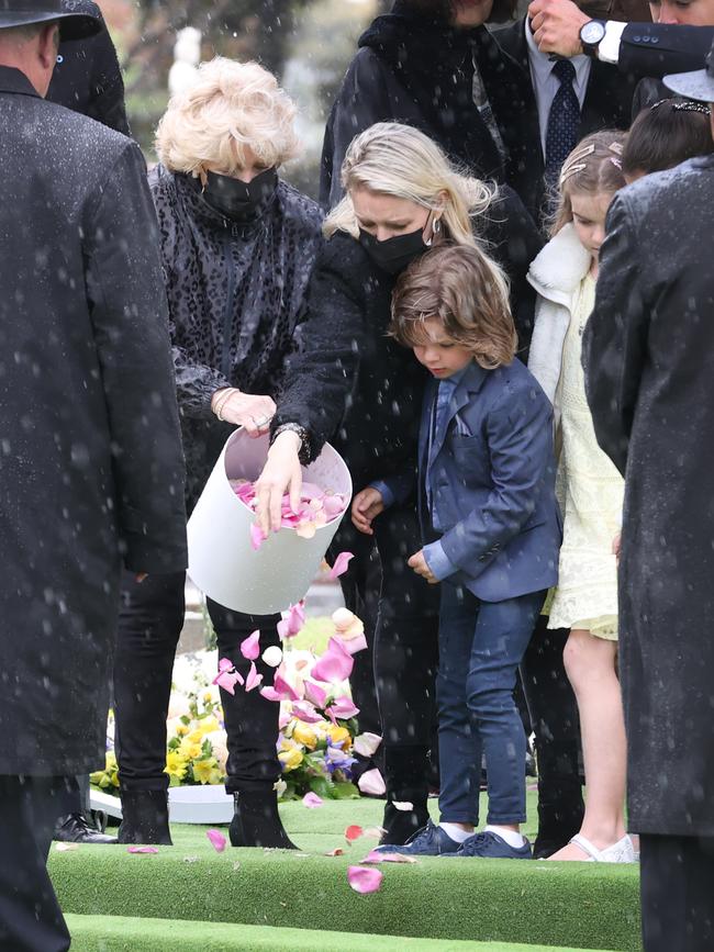 Patti Newton, and daughter Lauren and her son say a final farewell. Picture: David Caird