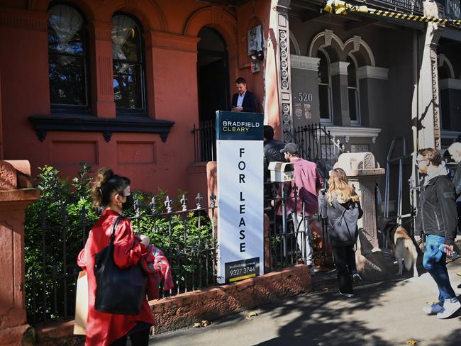 SYDNEY, AUSTRALIA - NewsWire Photos,June 4, 2022: Sydney-siders view properties in Surry Hills for rent as prospective tenants are having difficulties securing rental properties.Crown Street, Surry Hills Picture: NCA NewsWire / Jeremy Piper