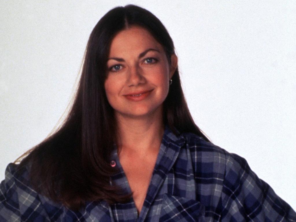 Justine Bateman Talks About Her ‘old Face’ And Why She Refuses To Get Cosmetic Surgery Gold