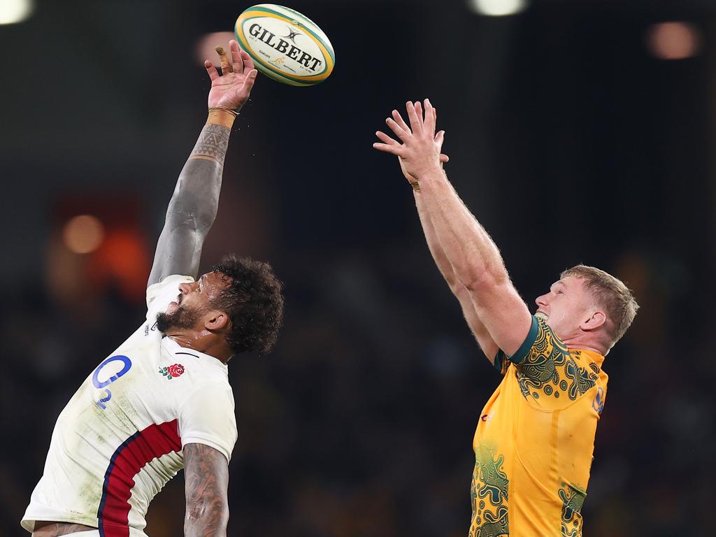 Australia and England will battle it out in the Test series decider at the SCG, following a Wallabies win in Perth and English win in Brisbane. Picture: Mark Kolbe/Getty Images