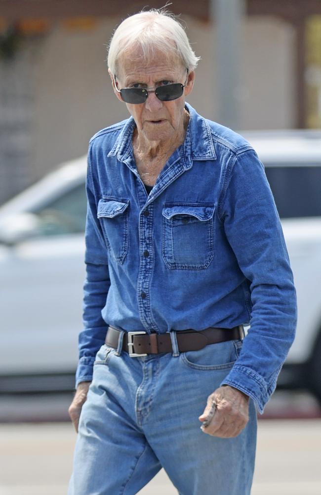 Paul Hogan steps out for rare outing in Los Angeles | Photo | news.com ...