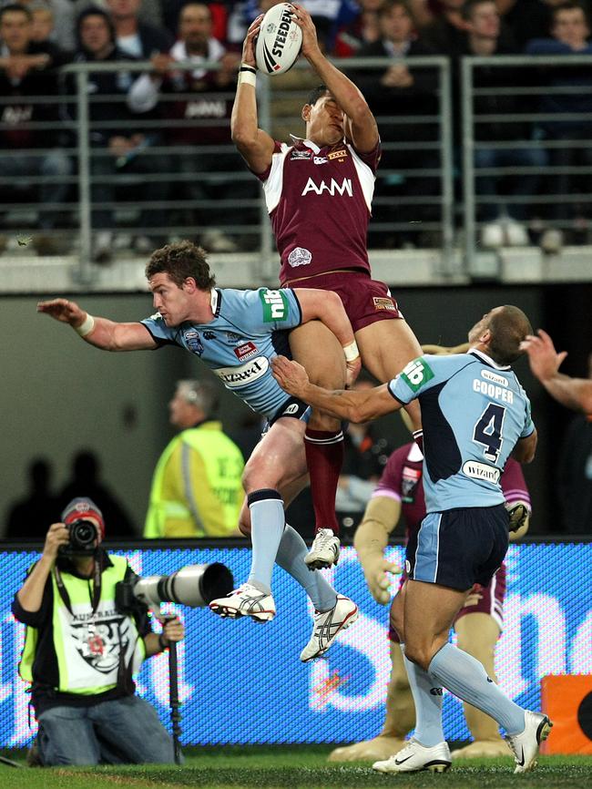 Folau’s famous Origin try. Picture: Peter Wallis