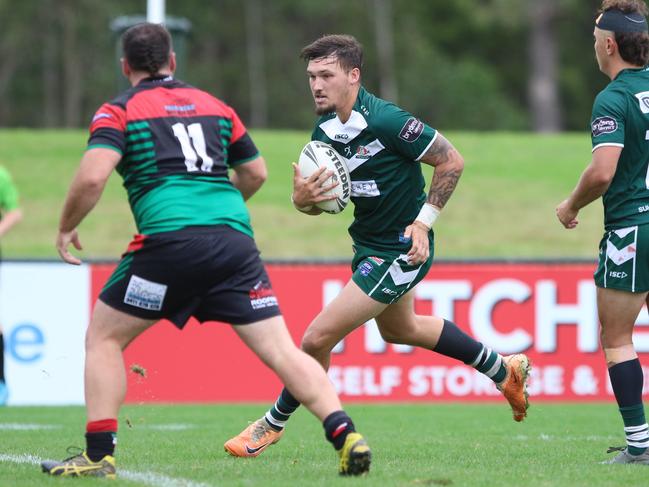 Luke Butfield steps for St Marys. Picture Warren Gannon Photography