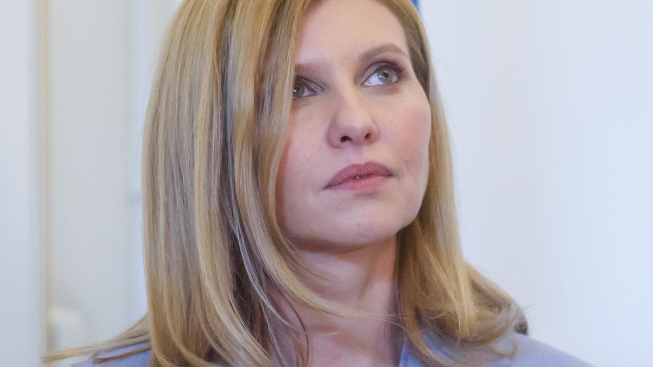 Olena Zelenska déclare la Russie coupable de “meurtre de masse” dans une lettre ouverte