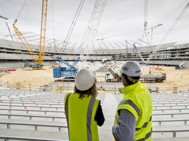 WA Sports Minister Mia Davies and Projector Director for Department of Sport and Recreation, Ronnie Hurst, take a look at the current stage of the Perth Stadium build.