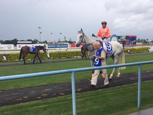 Trainer Wayne King with horse Brookajoe and jockey Anthony Dykes. Photo supplied by Wayne King.