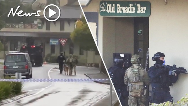 Five-hour Melbourne siege ends with an unusual twist