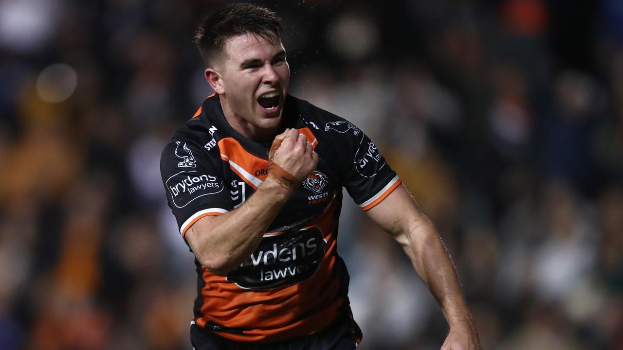 NRL 2023: Broncos to unleash star recruit Reece Walsh, Tesi Nui future in  doubt