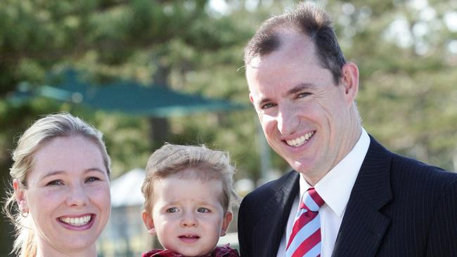 Stuart Robert, hist wife Chantelle and son Caleb when he was first elected in 2007.