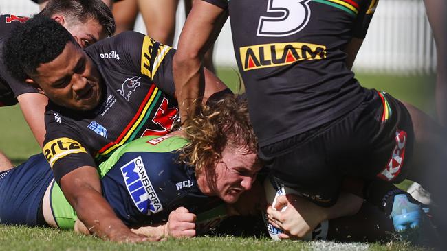 Noah Martin finds the line in the second half.Picture: Richard Dobson