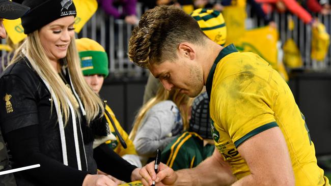 PERTH, AUSTRALIA - AUGUST 10: James OConnor of the Wallabies celebrates with fans after winning the 2019 Rugby Championship Test Match between the Australian Wallabies and the New Zealand All Blacks at Optus Stadium on August 10, 2019 in Perth, Australia. (Photo by Stefan Gosatti/Getty Images)