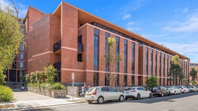 Units in this building on Grove St, Dulwich Hill are about $700,000, well below prices in neighbouring areas. The suburb is expected to be attractive for apartment buyers in 2023.